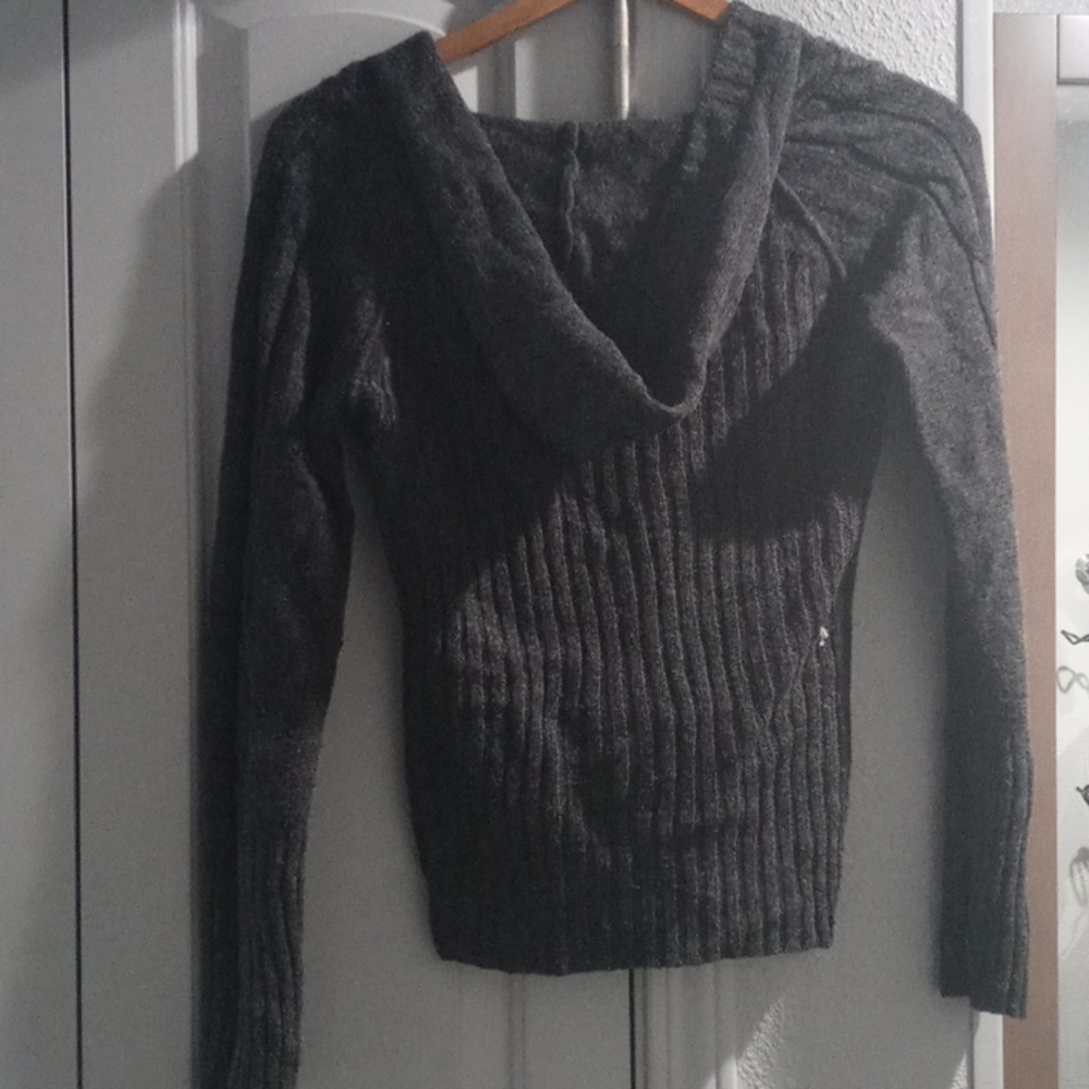 Clothes - Picture 15 of 16
